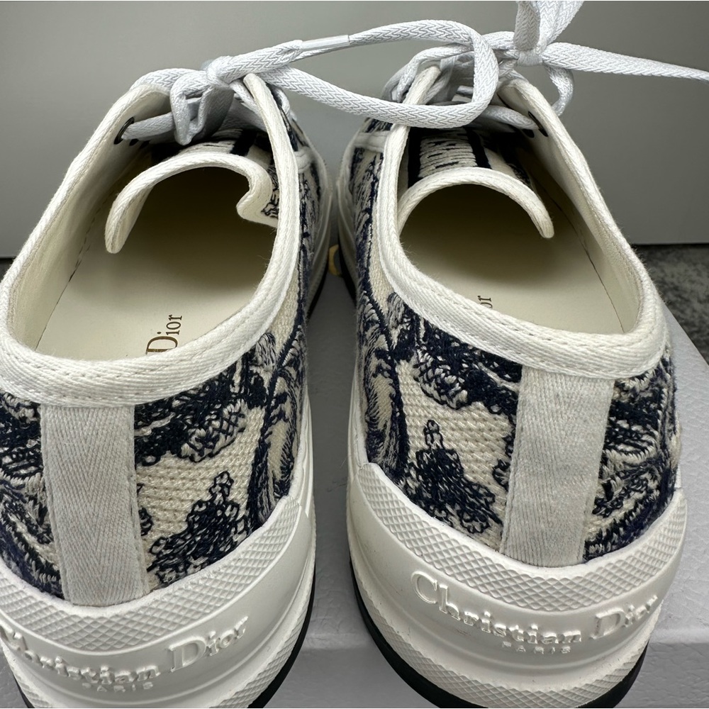 Authentic Dior Women’s platform sneaker size: 37.5 - Picture 10 of 11